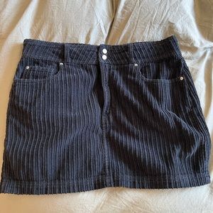 BDG- Urban Outfitters Corduroy mini skirt in black size XL